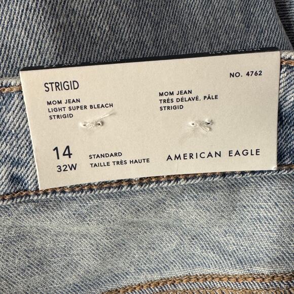 American Eagle SZ 14 Strigid Mom Jeans Super Hi-Rise Distressed Rips Frayed Hems - Picture 13 of 16
